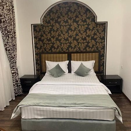 סמרקנד Ikan Registon Hotel מראה חיצוני תמונה