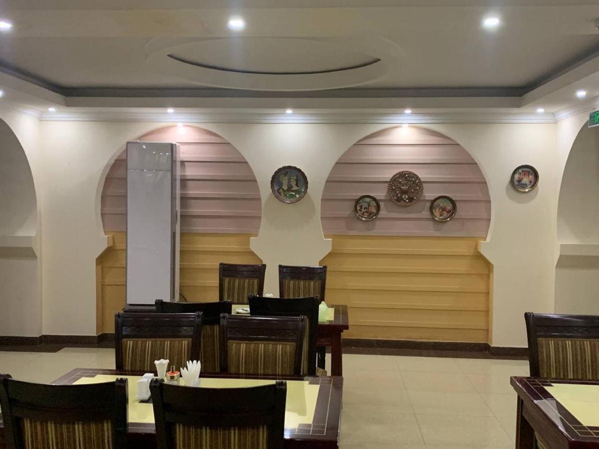 סמרקנד Ikan Registon Hotel מראה חיצוני תמונה